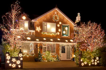 Permanent Holiday Lighting